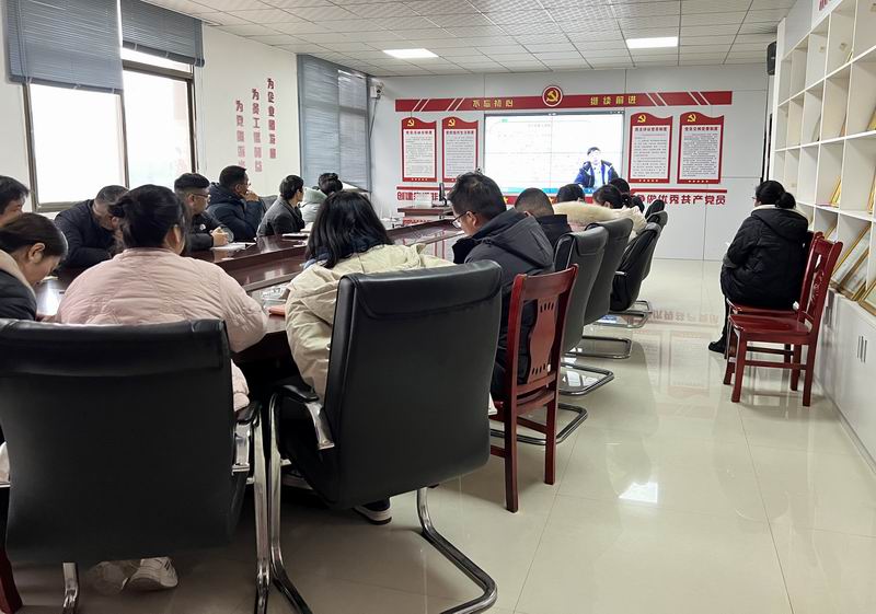 学法、守法、尊法——河南9U平台-9U（中国）一站式服务平台
公司进行职工法律知识培训